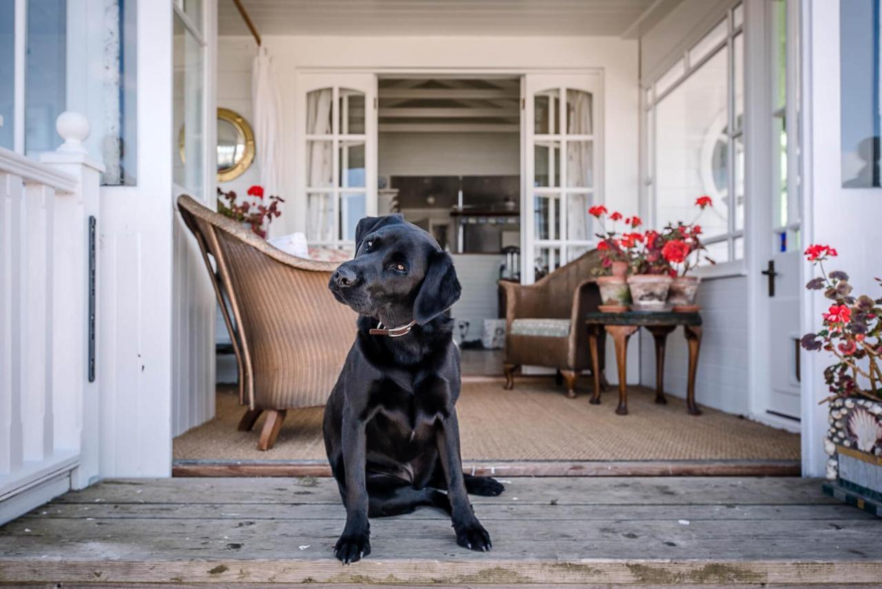 The Boathouse In Felixstowe Ferry - Stunning Waterfront Property Exterior foto